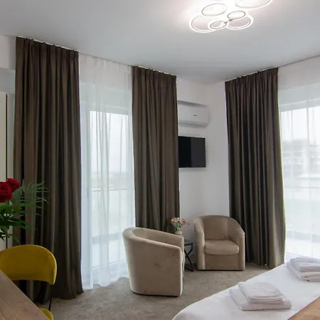 Alemar Hotel